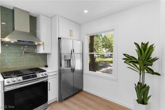 109 Avalon Avenue, Bedford, OH 44146