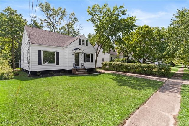 109 Avalon Avenue, Bedford, OH 44146