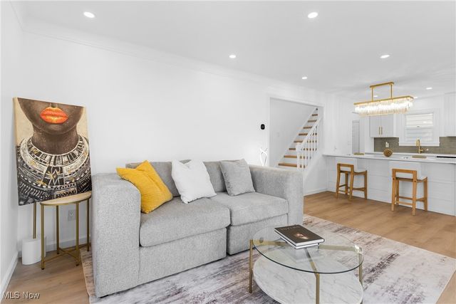 109 Avalon Avenue, Bedford, OH 44146