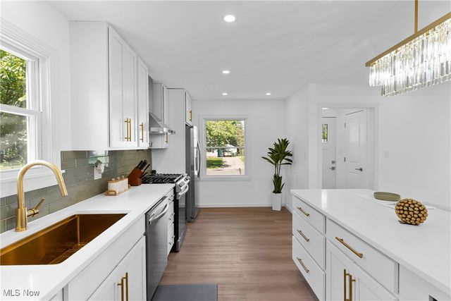 109 Avalon Avenue, Bedford, OH 44146