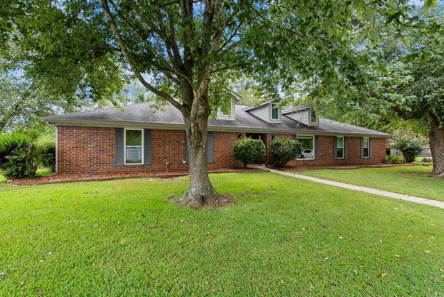 157 S Broadview, Greenbrier, AR 72058