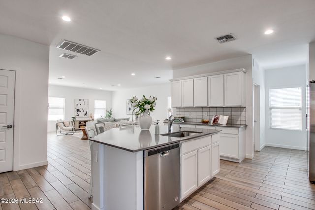 12746 E Giada Drive, Vail, AZ 85641