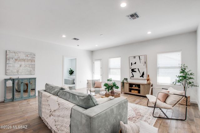 12746 E Giada Drive, Vail, AZ 85641