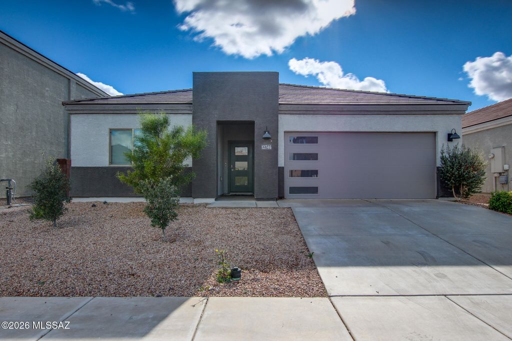 12746 E Giada Drive, Vail, AZ 85641