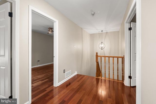 6 KANON CT, Newtown, PA 18940