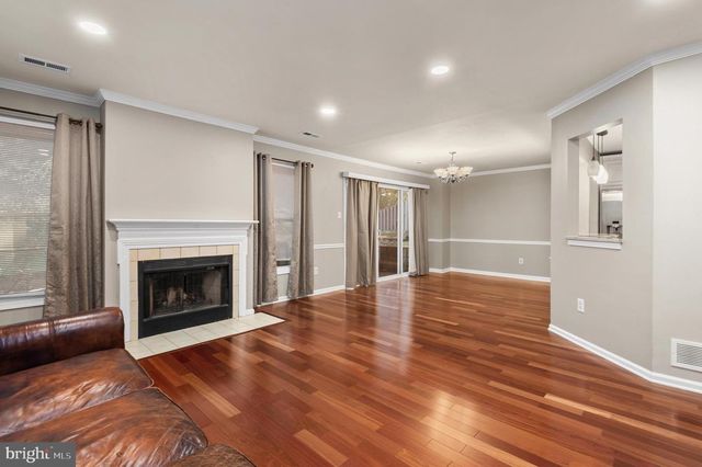 6 KANON CT, Newtown, PA 18940