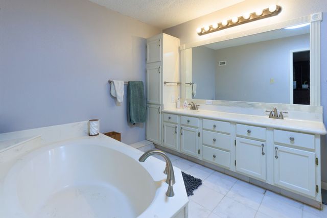 5206 Chaparral Drive, Waco, TX 76710