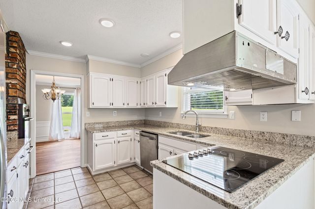 123 S Malone Road, Hernando, MS 38632