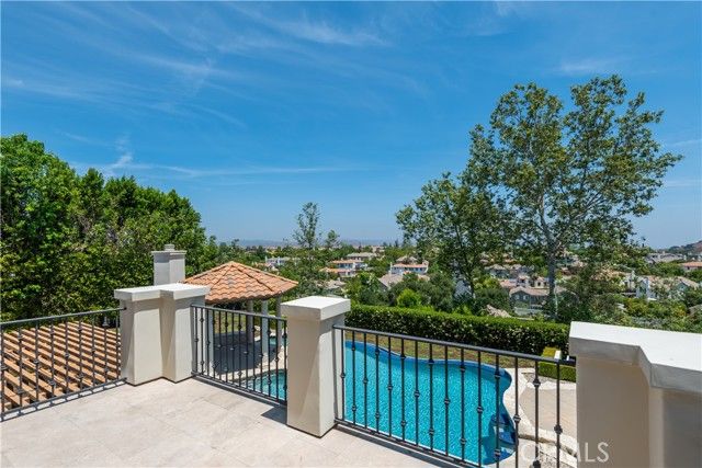 25471 PRADO DE ORO, Calabasas, CA 91302
