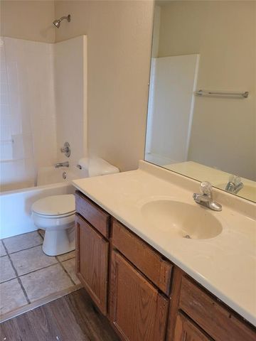3514 Ellis Avenue, Moore, OK 73160