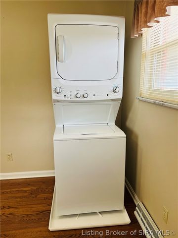 707 Georgian Avenue, Sellersburg, IN 47172