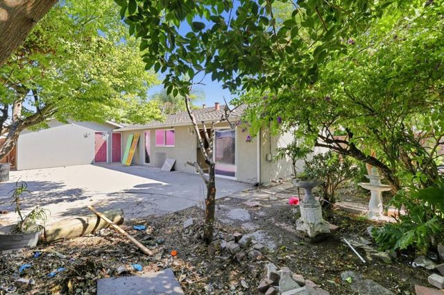 850 Lakebird Drive, Sunnyvale, CA 94089