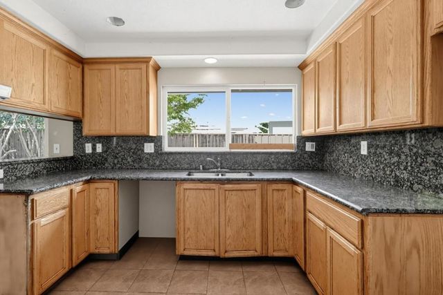 850 Lakebird Drive, Sunnyvale, CA 94089