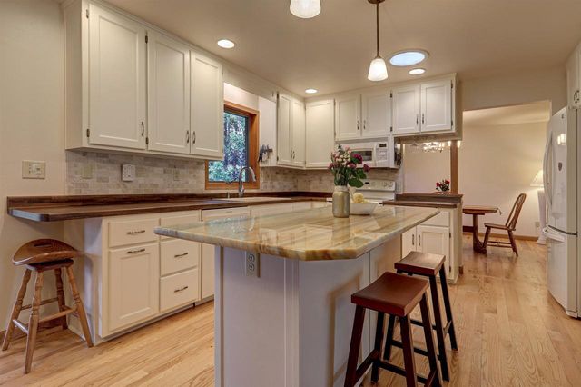 3401 N RANKIN STREET, Appleton, WI 54911