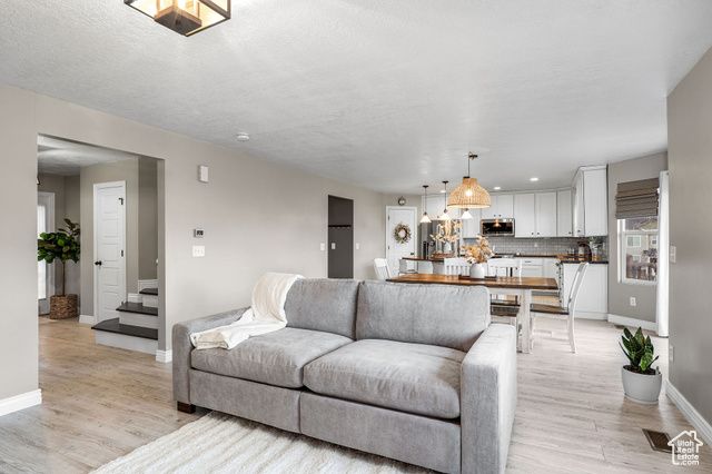 2844 S ISLAND FOX LN, Saratoga Springs, UT 84045