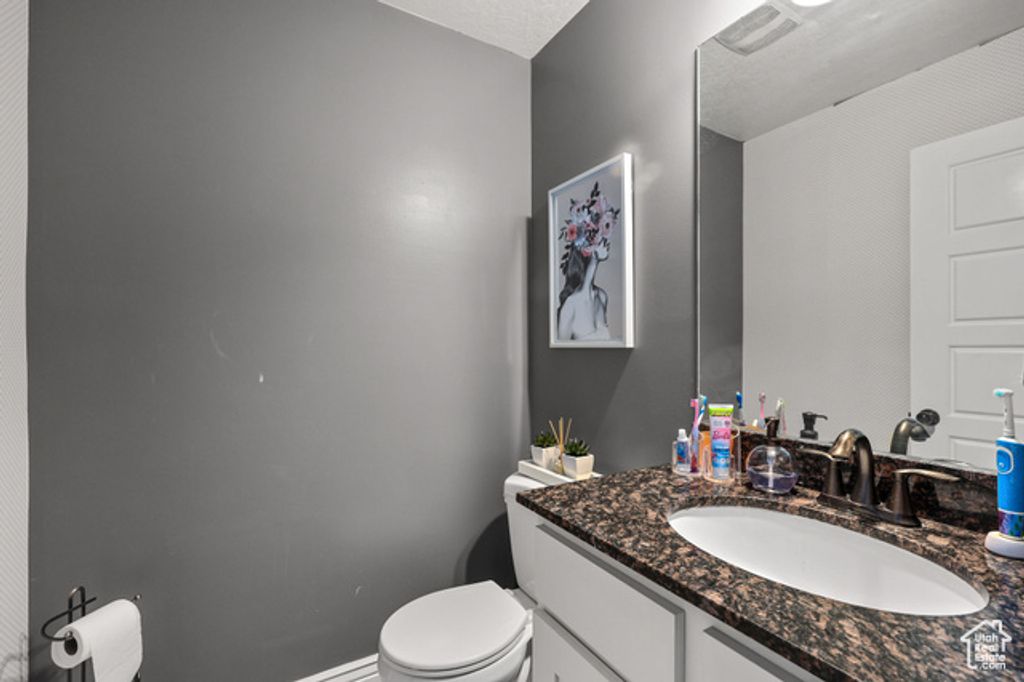 Image 17 of property listing at 2844 S ISLAND FOX LN, Saratoga Springs, UT 84045