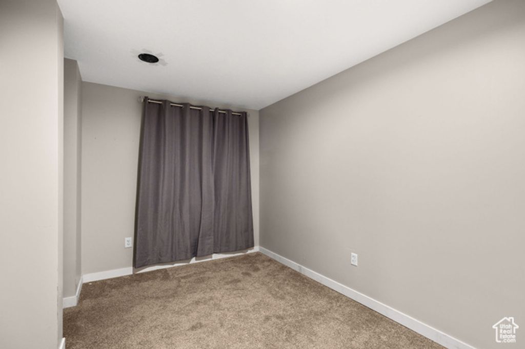 Image 30 of property listing at 2844 S ISLAND FOX LN, Saratoga Springs, UT 84045