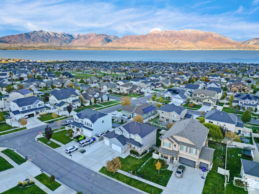 Image 49 of property listing at 2844 S ISLAND FOX LN, Saratoga Springs, UT 84045