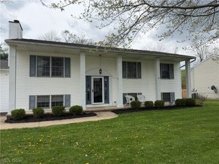 1157 Sturbridge Drive, Louisville, OH 44641