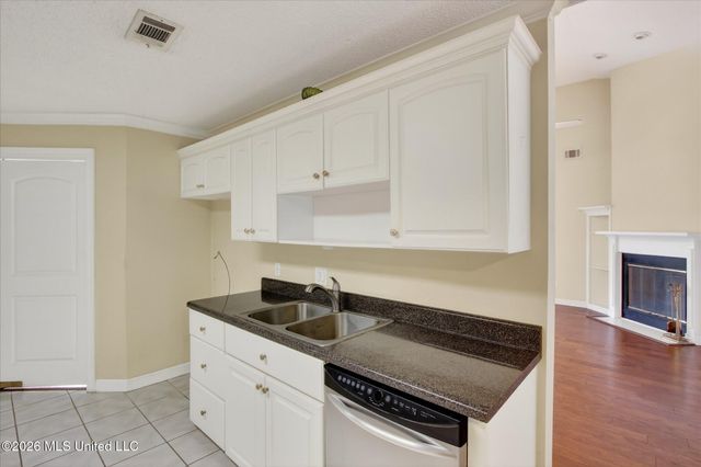 3428 Dijon Avenue, Ocean Springs, MS 39564