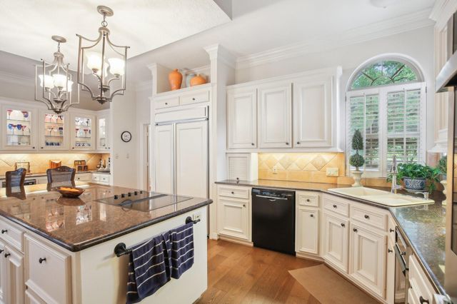 6230 Pebble Beach Drive, Houston, TX 77069