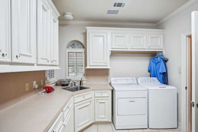6230 Pebble Beach Drive, Houston, TX 77069