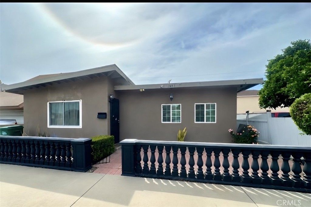 3437 Caspian, Long Beach, CA 90810 — exterior