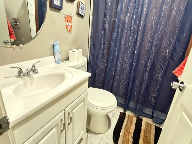 435 Fenton Avenue, Romeoville, IL 60446