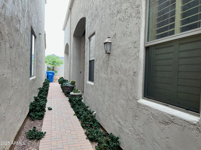 8131 N 13TH Way, Phoenix, AZ 85020