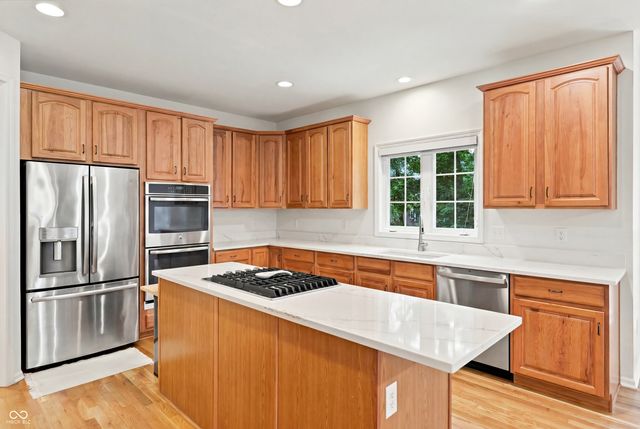 6084 Clearview Drive, Carmel, IN 46033