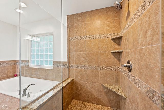 6084 Clearview Drive, Carmel, IN 46033