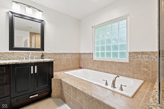 6084 Clearview Drive, Carmel, IN 46033