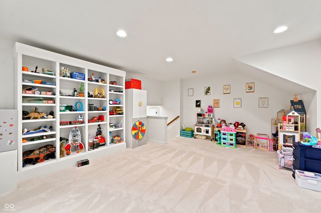 6084 Clearview Drive, Carmel, IN 46033