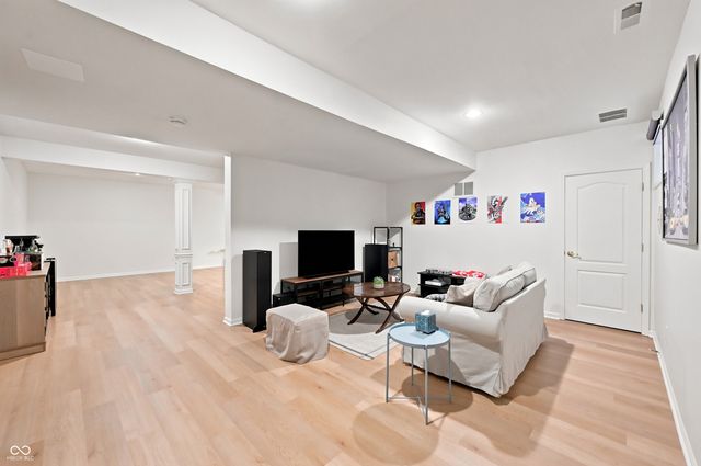 6084 Clearview Drive, Carmel, IN 46033