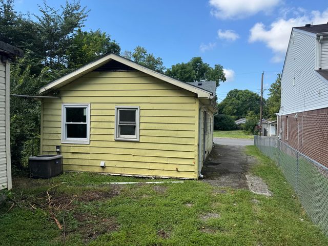 712 Florence Avenue, Lexington, KY 40508