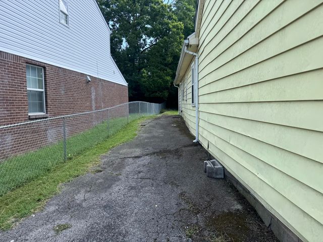 712 Florence Avenue, Lexington, KY 40508