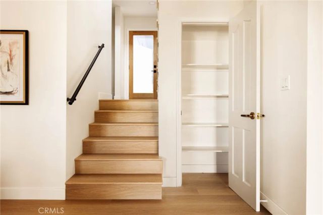 2441 Lyric Avenue, Los Angeles, CA 90027