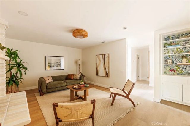 2441 Lyric Avenue, Los Angeles, CA 90027