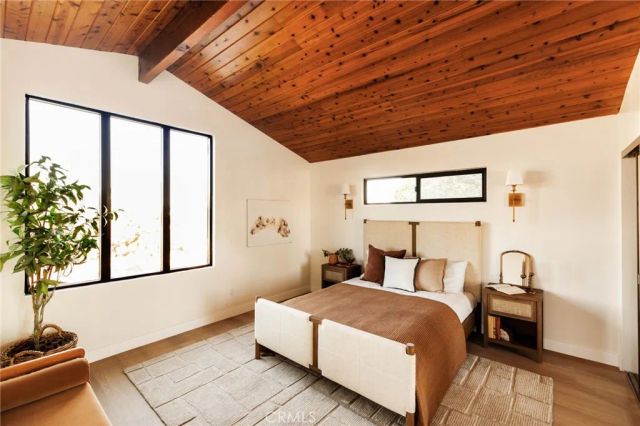 2441 Lyric Avenue, Los Angeles, CA 90027