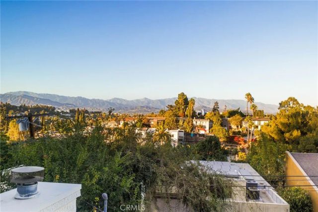 2441 Lyric Avenue, Los Angeles, CA 90027