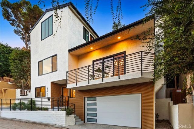2441 Lyric Avenue, Los Angeles, CA 90027