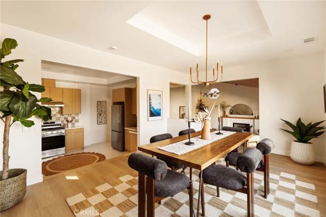 2441 Lyric Avenue, Los Angeles, CA 90027