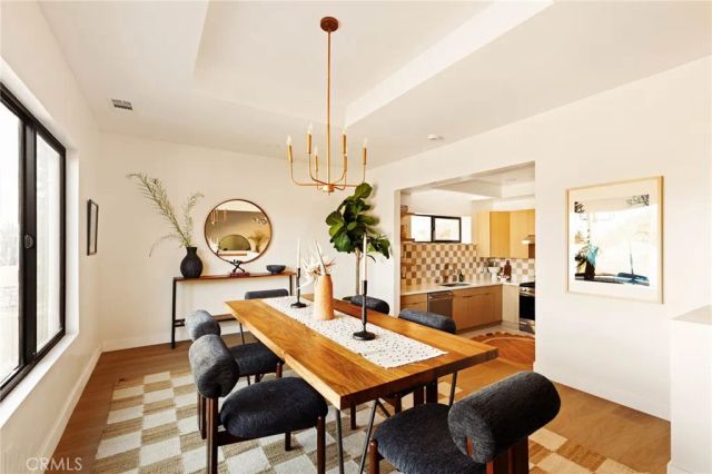 2441 Lyric Avenue, Los Angeles, CA 90027