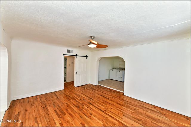 121 GEORGE ORR Road, El Paso, TX 79915