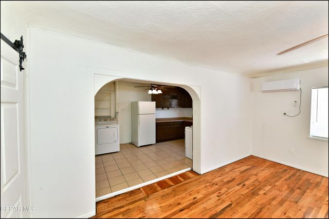 121 GEORGE ORR Road, El Paso, TX 79915