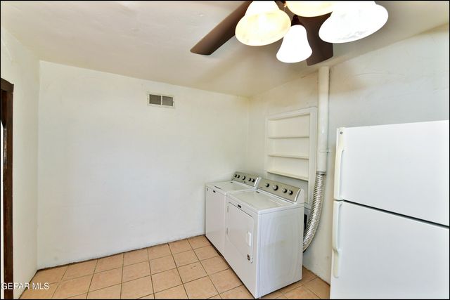 121 GEORGE ORR Road, El Paso, TX 79915