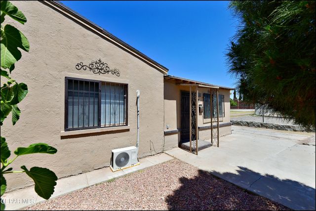 121 GEORGE ORR Road, El Paso, TX 79915