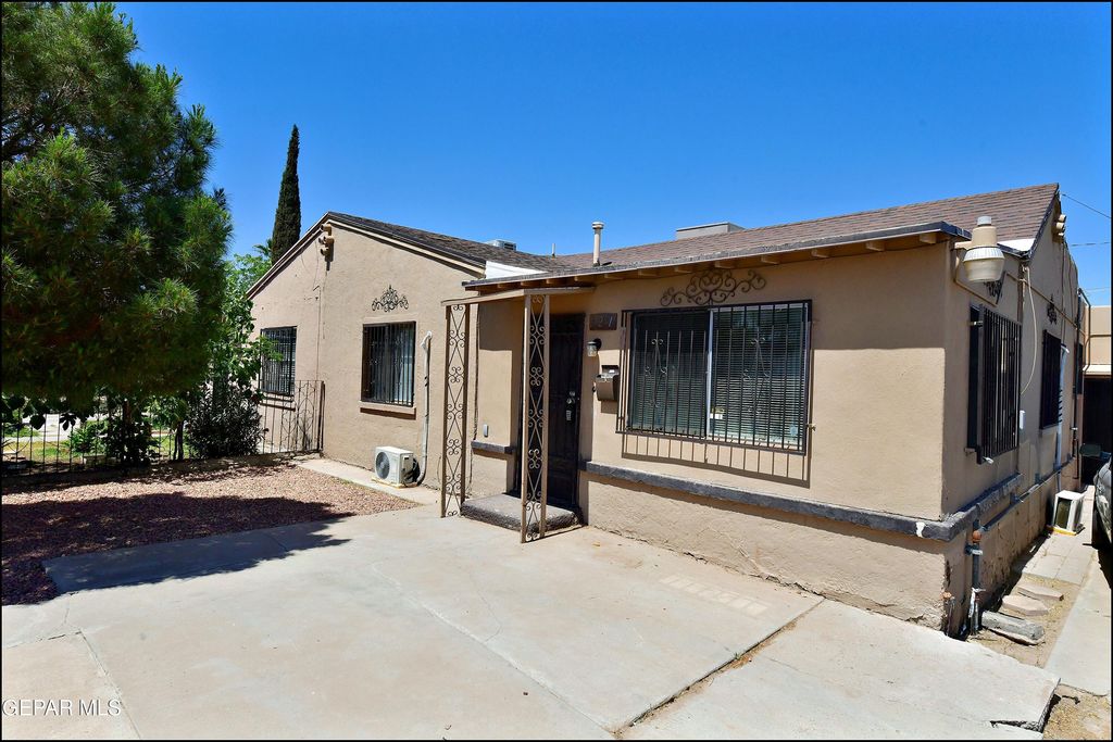 121 GEORGE ORR Road, El Paso, TX 79915