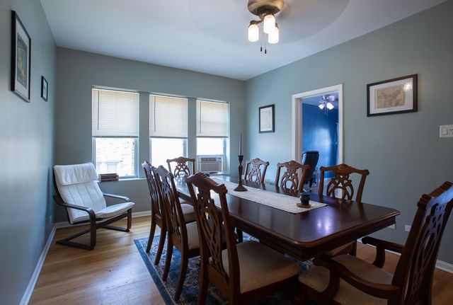 2048 W Fargo Avenue 3W, Chicago, IL 60645