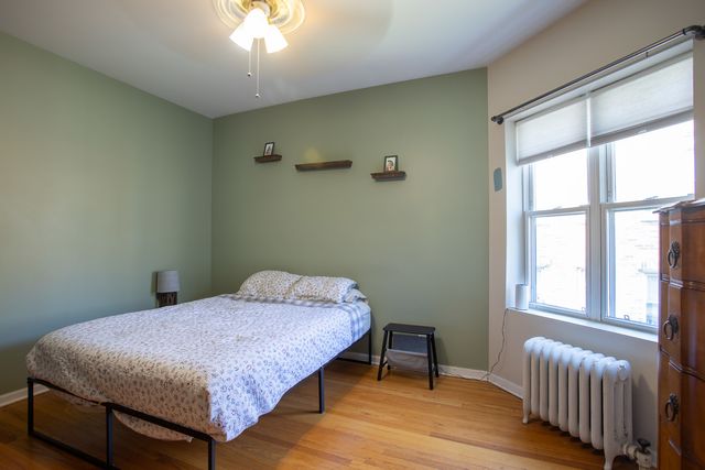 2048 W Fargo Avenue 3W, Chicago, IL 60645